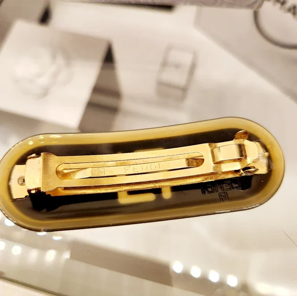 ❌️SOLD❌️. Authentic FENDI Hair Clip - Picture 4 of 11